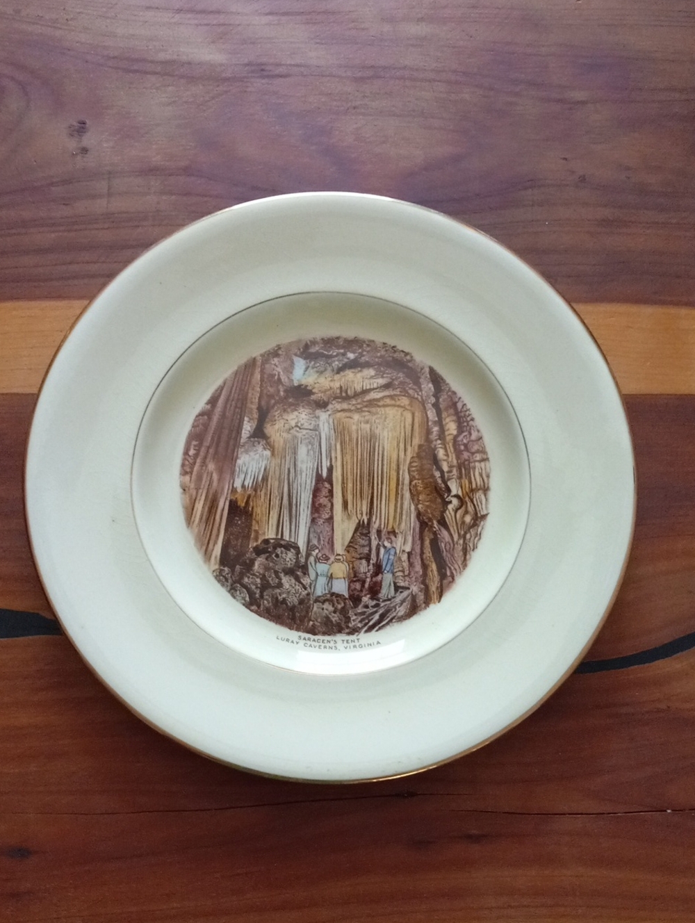 Vintage Scenic Luray Cavern, VA Decorative Souvenir Plate